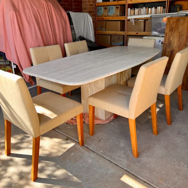 Beautiful Marble Table made in Italy (6 x chairs optional extra