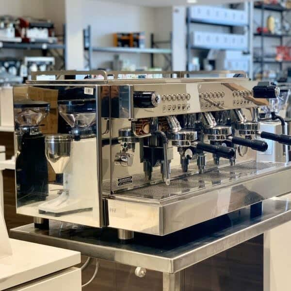 Immaculate Pre Owned 3 Group ROCKET BOXER Commercial Coffee Machine