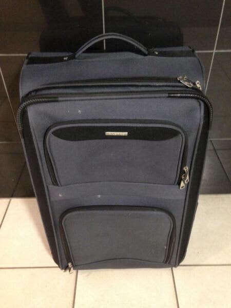 Medium size luggage Lanza brand for sale | Bags | Gumtree Australia ...