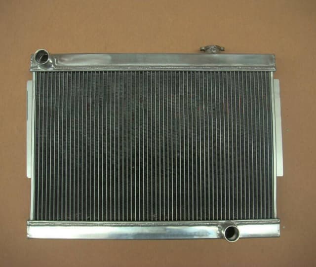 Radiator for Holden Torana LJ LC LH LX V8 with Chevy engine V8 3Row