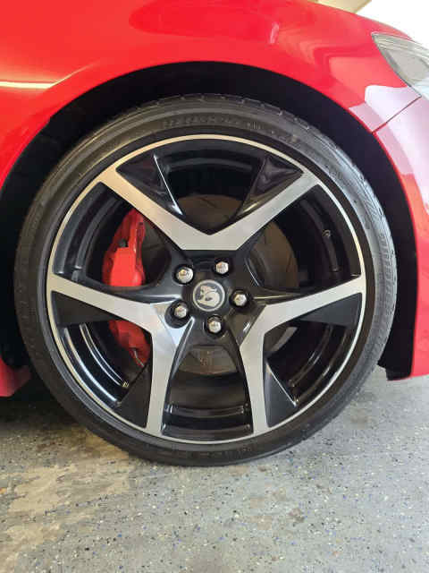 HSV VF R8 wheels. Genuine | Wheels, Tyres & Rims | Gumtree Australia ...