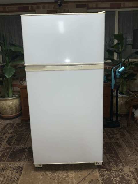 Kelvinator 500-litre Fridge And Freezer 