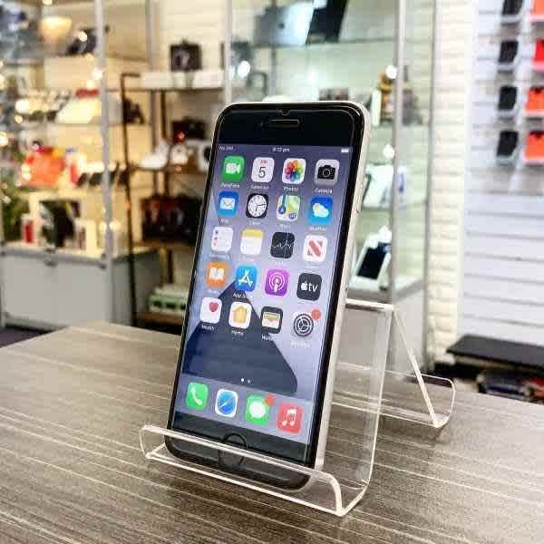 iPhone SE 2nd Gen 128G White Good Condition Warranty Invoice Unlocked