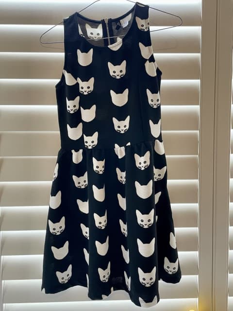 H&m deals cat dress