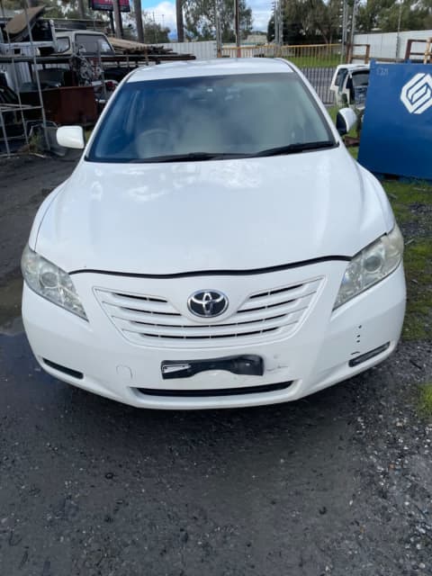 WRECKING 11/2007 TOYOTA CAMRY 40 SERIES 2.4LTR 5SPD AUTO SEDAN WHITE ...