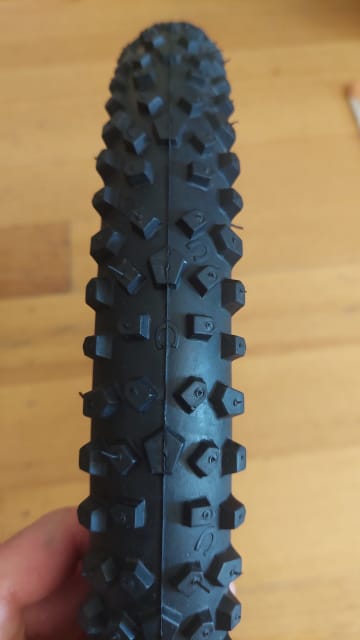 Continental explorer mtb discount tyre