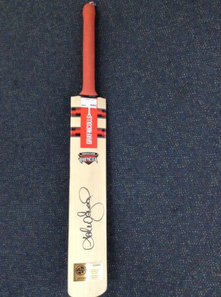 SIGNED LIMITED EDITION ANDREW SYMONDS CRICKET BAT | Collectables ...