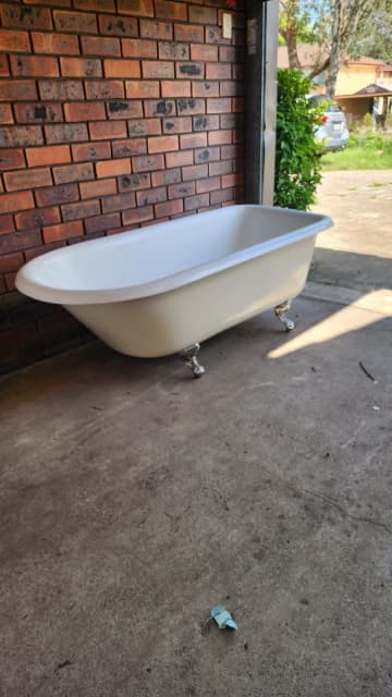 Cast Iron Claw Foot Bath - Other Home & Garden in Whalan NSW | Gumtree ...