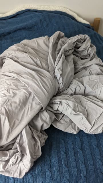 Grey fitted sheet , cotton and in great condition queen size, Manchester &  Textiles, Gumtree Australia Inner Sydney - Kings Cross