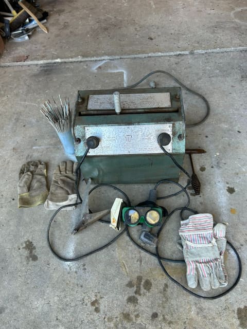 WELDER OLD SCHOOL INDUSTRIAL WORKS WELL 10-16 SWG | Power Tools ...