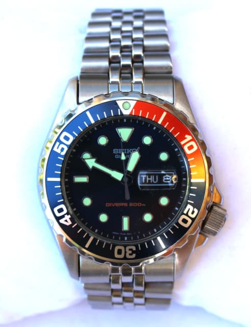 Seiko Quartz Pepsi 200m Oyster Day/Date Divers Watch - 7N36-6A29