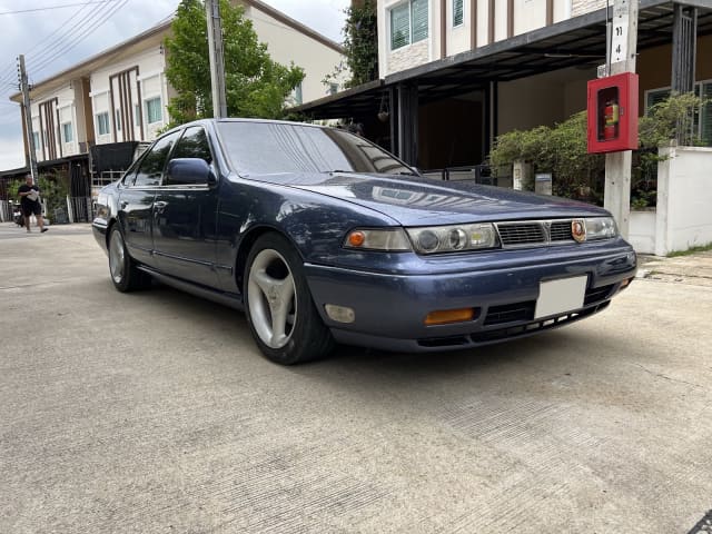 1994 nissan cefiro