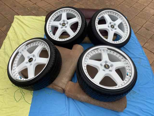 Simmons FR1 20 inch Staggered Pre-VE Holden Commodore / BMW Wheels ...