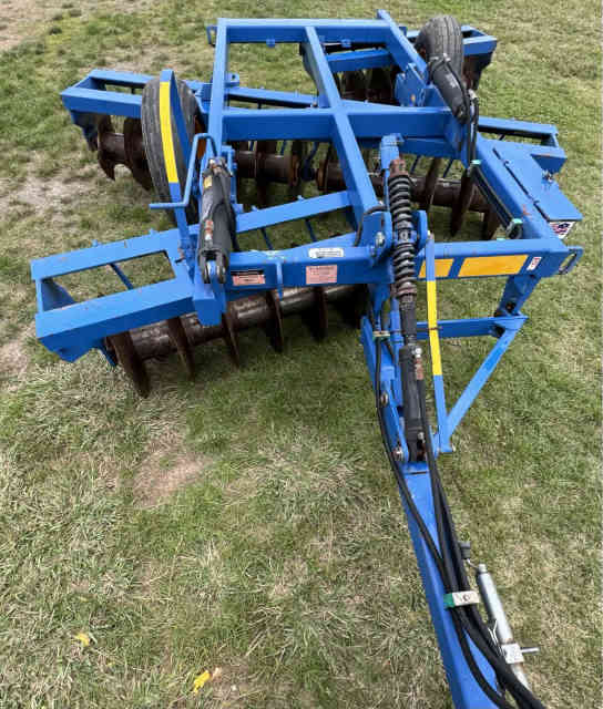 Disc Plough 24 plate Grizzly Little Grumpy (G24 model) | Farming ...