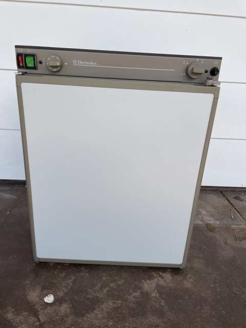 electrolux gas electric caravan fridge