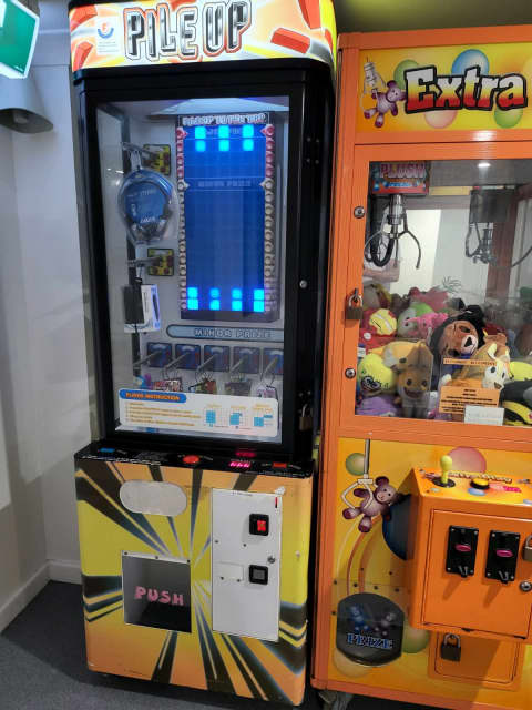 Pile up and extra play arcade machines on site at surfers paradise ...