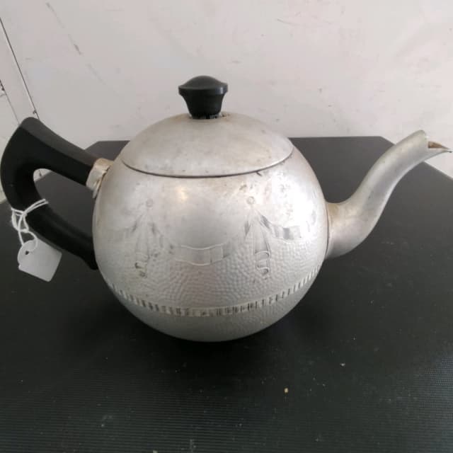 Vintage Empire England 4 cup teapot. Collectables in Mayfield East