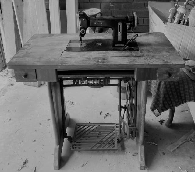 1950 Original Italian Necchi Sewing Machine Buffets & Side Tables Gumtree Australia Darebin