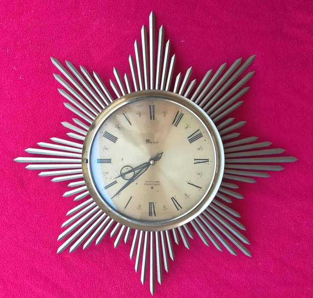 Vintage Junghans Starburst Clockretro60s70smid century Collectables in Newcastle West NSW