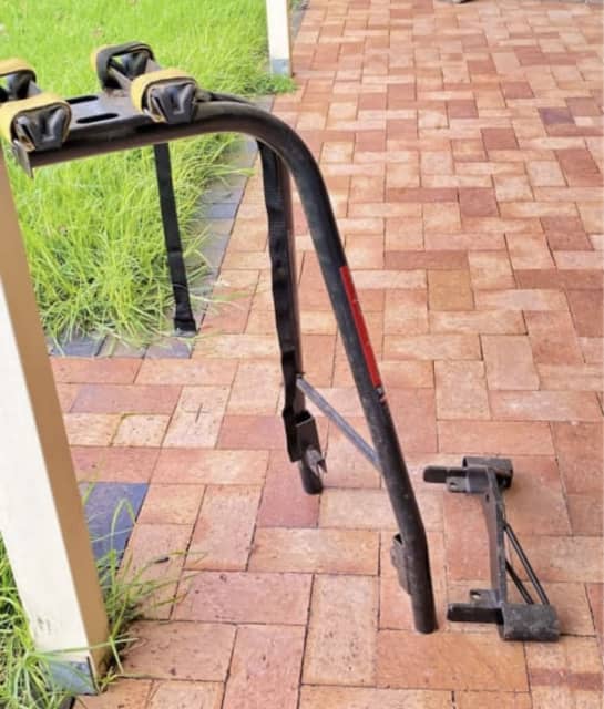 2 BICYCLE PACIFIC AFRAME BOOMERANG BASE CAR CARRIER/ RACK Bicycle