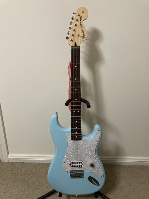 Fender Limited Edition Tom Delonge Stratocaster | Guitars & Amps ...