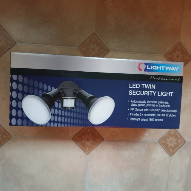 Lightway motion sensor deals light