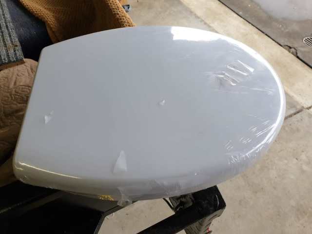 NEW soft close toilet seat - Miscellaneous Goods in Vista SA | Gumtree ...