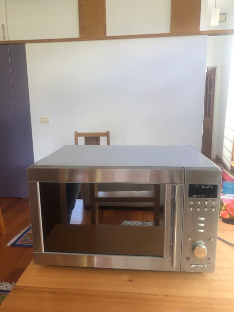 smeg microwave sa37x