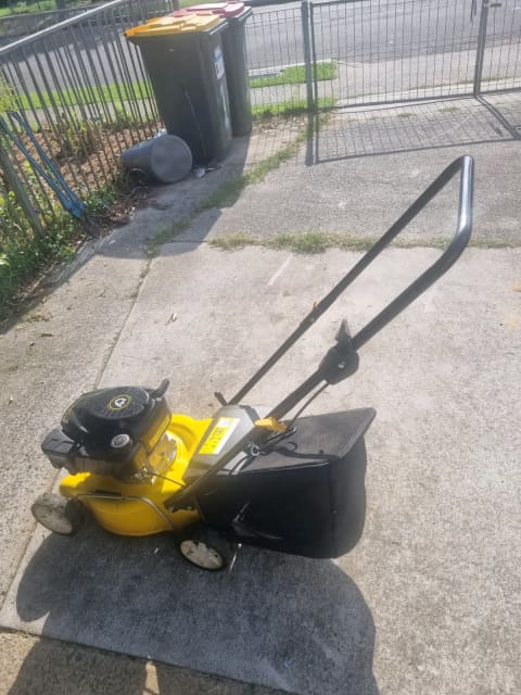 Almost new yard king lawnmower Lawn Mowers Gumtree Australia