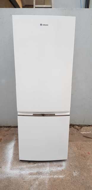 westinghouse fridge wbb3400wg