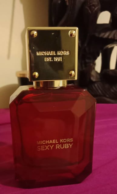 Gorgeous Eau De Parfum 34 Oz  Michael Kors