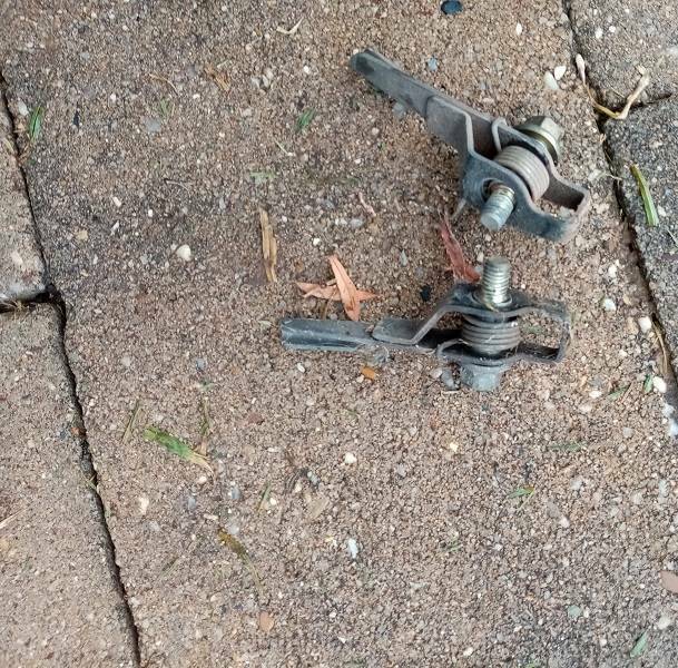 Honda CX500 CX 500 1982 PAIR OF SEAT LATCHES Motorcycle & Scooter