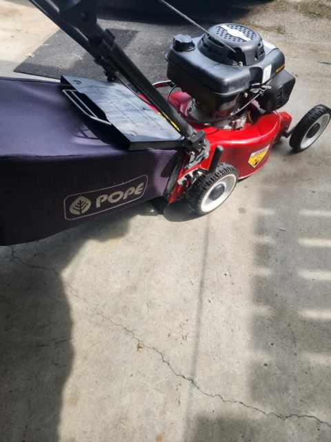 Pope 4 stroke mower with catcher | Lawn Mowers | Gumtree Australia Gold ...