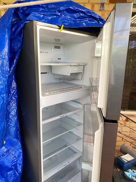 lg 393l fridge