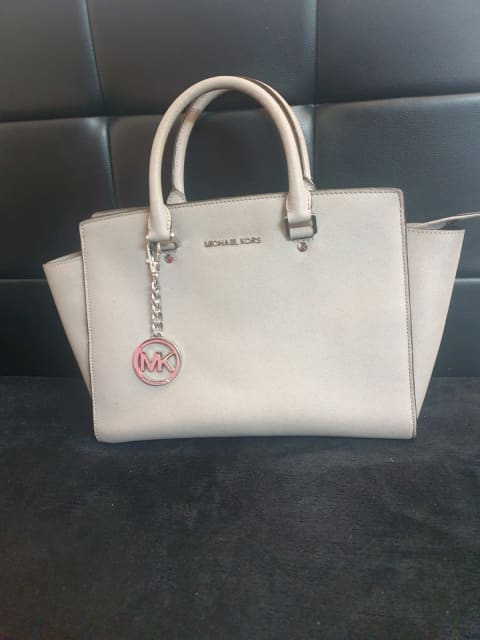 Michael Kors and Coach Handbags and wallets for sale | Bags | Gumtree  Australia Parramatta Area - Wentworthville | 1300358790