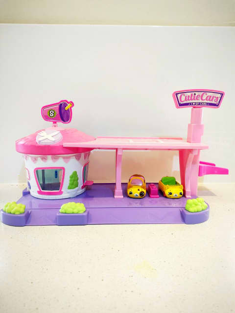 shopkins drive thru