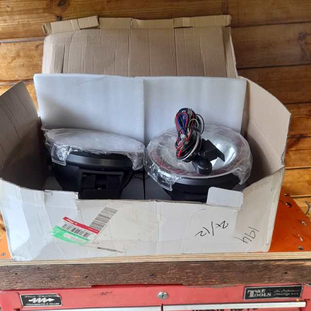 New HID Driving lights/ wiring. ( new in box). Caravan & Campervan