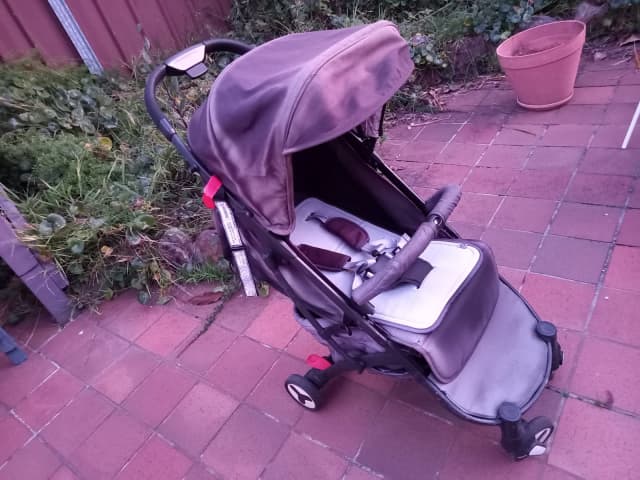 Safety 1st cheap nook compact stroller