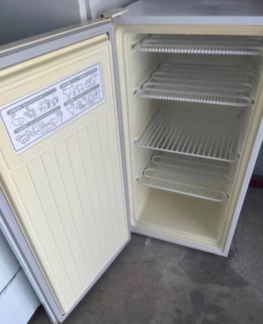 Warranty 146L Upright Freezer Westinghouse H1000 W500 D560 good work c