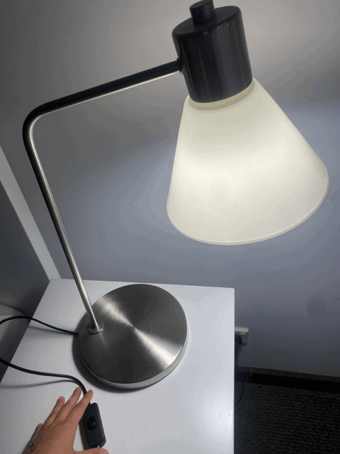 flugbo table lamp