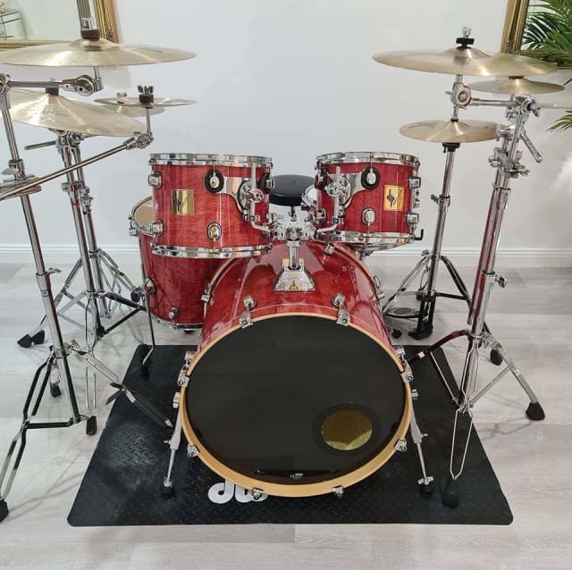 Percussion Pro 5 Piece Drum Kit no hardware or symbals Percussion