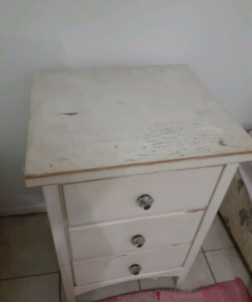 Bedside Table White 3 Drawer Bedside Tables Gumtree Australia