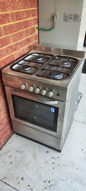 Freestanding Gas stove & oven combo | Cooktops & Rangehoods | Gumtree ...