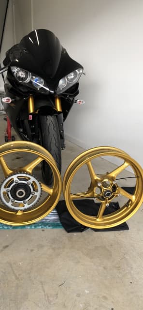 gold motorcycle wheels