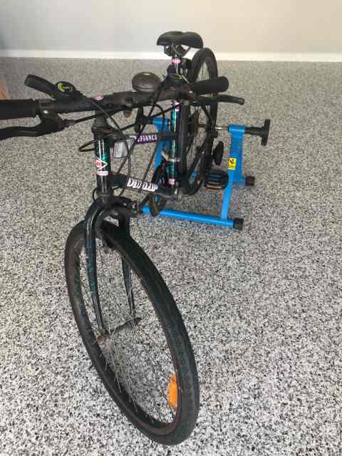 repco bike stand