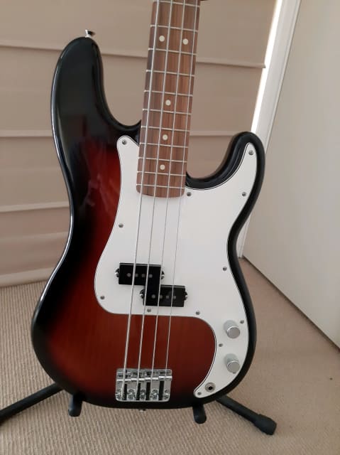 fender precision bass special mim