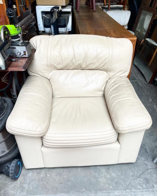 MidCentury Beige/Vanilla Leather Pegar Leather Lounge Armchair Sofas Gumtree Australia
