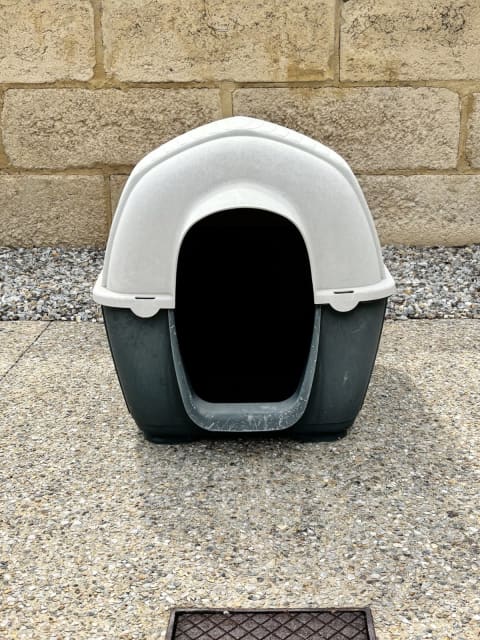 K9 slumber plastic outlet dog kennel