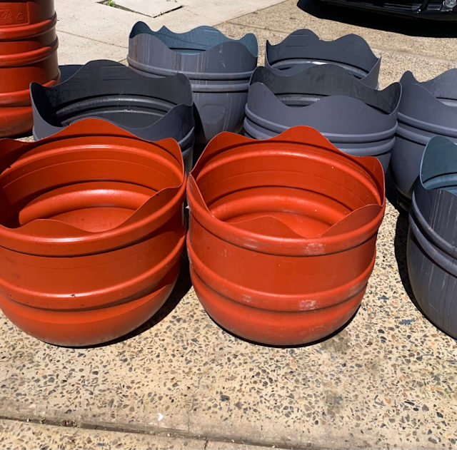 Plastic garden pots Pots & Garden Beds Gumtree Australia Parramatta