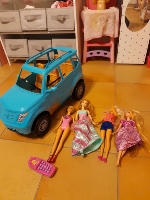 plastic barbie car